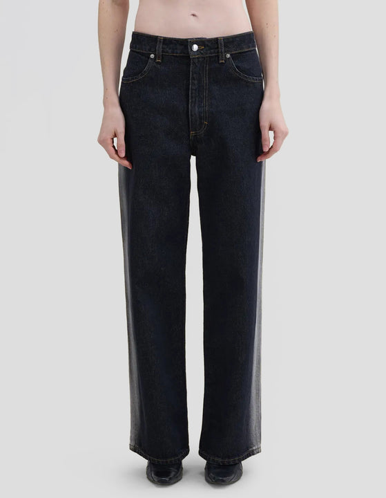 WIDE LEG JEAN