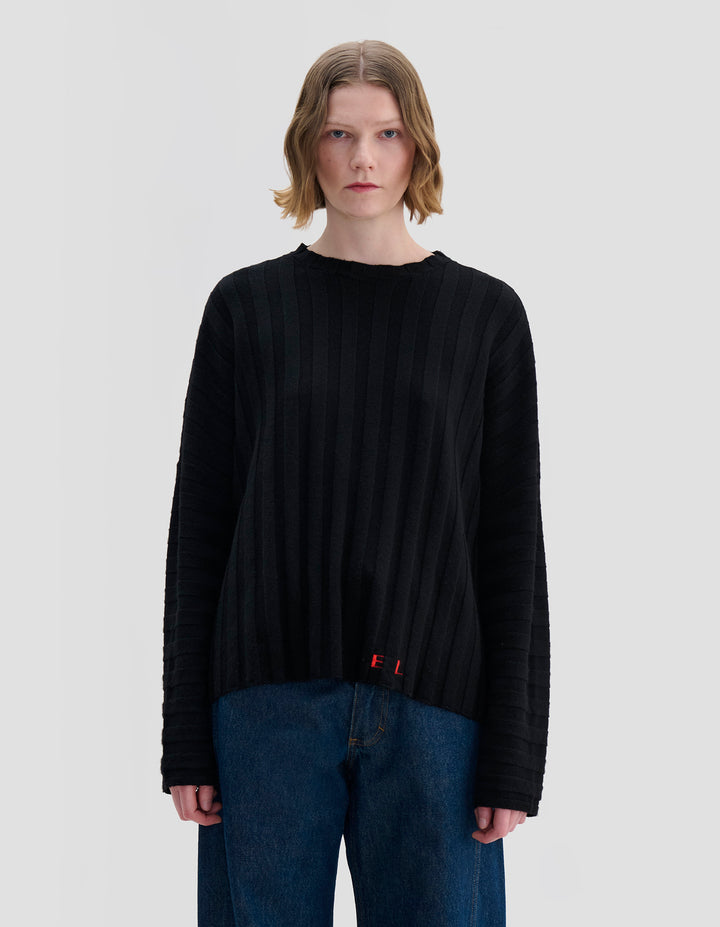 KEYBOARD SWEATER