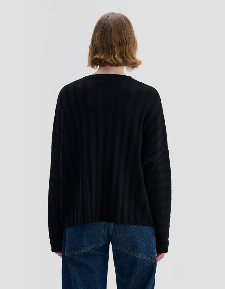 KEYBOARD SWEATER