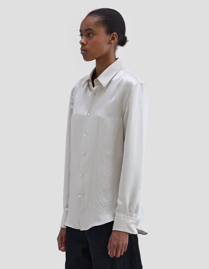 MOLTEN BUTTONDOWN