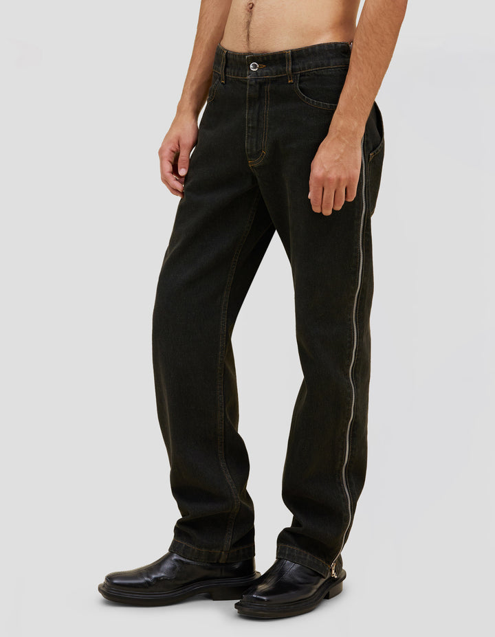 UNZIPPED JEAN