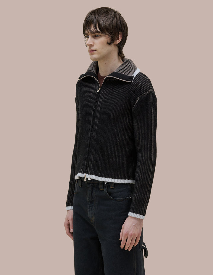 HUDDLE ZIP SWEATER