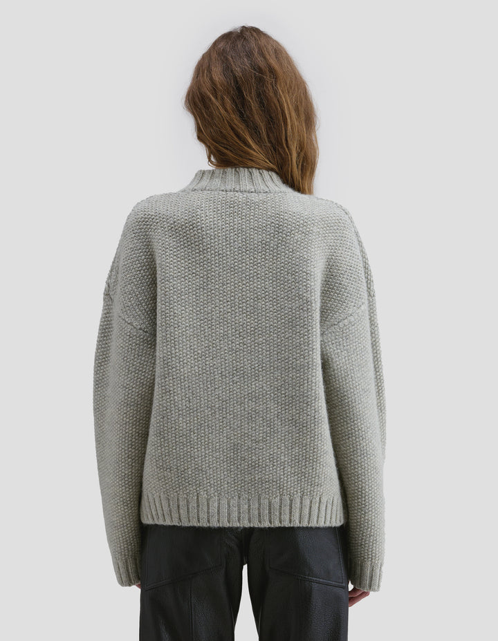 ROVING PULLOVER